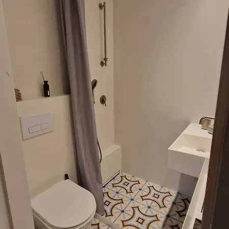 Noce I Dnie Apartman *